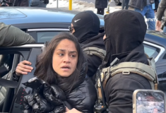 Μινεάπολη: Πράκτορες της ICE έσυραν ΑμεΑ πολίτη με τη βία από το όχημά της: «Πήγαινα στον γιατρό»