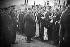 Οι δικαστές απέναντι στην ιστορία. 