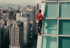 Ο Alex Honnold ολοκλήρωσε με επιτυχία την ελεύθερη ανάβαση στο Taipei 101 σε ζωντανή μετάδοση στο Netflix