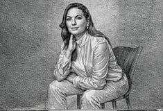  Η φωτογραφική διάταξη, η Ολγα Κεφαλογιάννη και αντιπολίτευση