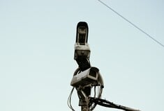 Σε πλήρη λειτουργία από σήμερα οι έξυπνες κάμερες - Ξεκινά η αποστολή προστίμων στους οδηγούς 