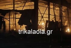 Φωτιά σε εργοστάσιο στα Τρίκαλα: Εντοπίστηκαν τρεις σοροί γυναικών 
