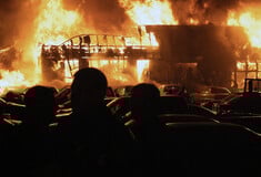 8 φορές που το πάρτι πήρε φωτιά - κυριολεκτικά