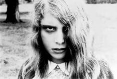 Undead Athens: Το Bios γεμίζει ζόμπι / Κάθε εποχή έχει το ζόμπι που της ταιριάζει 