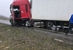 ΡΟΥΜΑΝΙΑ ΤΡΟΧΑΙΟ ΝΕΚΡΟΙ ΠΑΤΕΡΑΣ