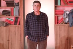 Γιάννης Μπέζος: «Η ελληνική τηλεόραση έχει αυτό το κακό, είναι ψευτοχαρούμενη»