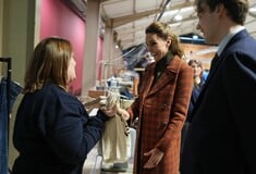 Κέιτ Μίντλετον: Η έκπληξή της σε κατάστημα με μεταχειρισμένα είδη - Γιατί επέλεξε το συγκεκριμένο