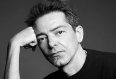 Versace: Ο Pieter Mulier είναι ο νέος δημιουργικός διευθυντής του οίκου μόδας