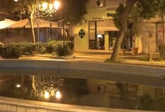 Καλλιθέα: «Δεν έβγαλε ο πατέρας το παιδί από το σιντριβάνι» - Διασωληνωμένη στη ΜΕΘ η 2χρονη