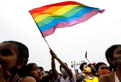 ΦΙΛΙΠΠΙΝΕΣ ΟΜΟΦΥΛΑ ΖΕΥΓΑΡΙΑ ΚΟΙΝΗ ΙΔΙΟΚΤΗΣΙΑ