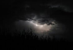 Καιρός: «Κόκκινος συναγερμός» σε δύο περιφέρειες - Εν αναμονή τριών βαρομετρικών χαμηλών μέχρι την Κυριακή