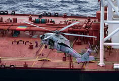 ΗΠΑ ΔΕΞΑΜΕΝΟΠΛΟΙΟ ΕΠΙΒΙΒΑΣΤΗΚΑΝ