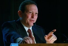 ΕΠΣΤΑΙΝ ΑΡΧΕΙΑ ΠΑΡΑΙΤΗΣΗ ΠΡΟΕΔΡΟΣ ΞΕΝΟΔΟΧΕΙΑ HYATT