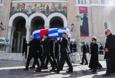 ΕΛΕΝΗ ΓΛΥΚΑΤΖΗ ΑΡΒΕΛΕΡ ΚΗΔΕΙΑ ΜΗΤΡΟΠΟΛΗ ΑΘΗΝΩΝ