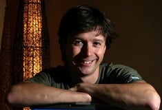 Πέθανε ο συνιδρυτής της Asos πέφτοντας από μπαλκόνι 17ου ορόφου στην Ταϊλάνδη