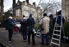 ΠΙΤΕΡ ΜΑΝΤΕΛΣΟΝ ΣΥΛΛΗΨΗ ΒΡΕΤΑΝΙΑ ΤΖΕΦΡΙ ΕΠΣΤΑΪΝ