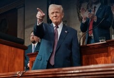 ΤΡΑΜΠ ΚΑΠΙΤΩΛΙΟ ΜΑΚΡΑ ΟΜΙΛΙΑ ΧΡΥΣΗ ΕΠΟΧΗ ΑΜΕΡΙΚΗ