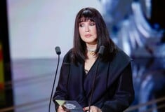 Η Isabelle Adjani κάλεσε τους άνδρες να σηκωθούν όρθιοι στα Césars για τη βία κατά των γυναικών