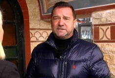 Πλακιάς για Τέμπη: «Ξέρεις τι είναι να είσαι γονιός και να παρακαλάς το παιδί σου να μην κατάλαβε κάτι;»