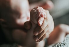 Βρέφος με μηνιγγίτιδα στη Ζάκυνθο: «Δεν θα μου πείτε πότε θα έρθω» - Νέες μαρτυρίες για τη στάση της παιδιάτρου 