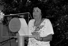 ΑΡΧΑΙΟΛΟΓΟΣ ΛΙΑΝΑ ΠΑΡΛΑΜΑ ΠΕΘΑΝΕ