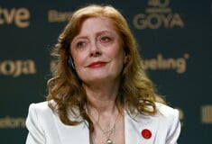 ΣΟΥΖΑΝ ΣΑΡΑΝΤΟΝ ΧΟΛΙΓΟΥΝΤ ΓΑΖΑ