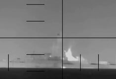 ΗΠΑ: Βίντεο από τη στιγμή που το αμερικανικό υποβρύχιο τορπιλίζει την ιρανική φρεγάτα