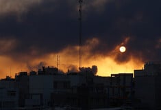 «Χειροτερεύει κάθε μέρα»: Οι Ιρανοί ζουν με τον φόβο καθώς το Ισραήλ σφυροκοπά την Τεχεράνη