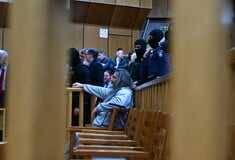 ΧΡΥΣΗ ΑΥΓΗ ΔΙΚΗ ΕΛΑΦΡΥΝΤΙΚΑ