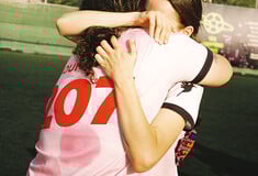 Sisterhoods: Κοινότητες που σε βοηθάνε να εξελιχθείς 