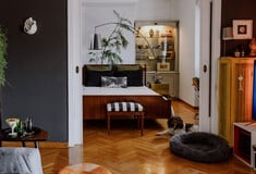 Ένα σπίτι που δεν κρύβεται/Ένα ηλιόλουστο ρετιρέ με vintage ψυχή