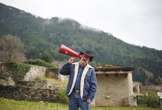 Γιατί ’ναι μαύρα τα βουνά;