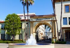 PARAMOUNT ΣΤΟΥΝΤΙΟ ΧΟΛΙΓΟΥΝΤ WARNER BROS