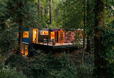 Ένα σπίτι κρυμμένο στο δάσος