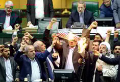 Ο πόλεμος ενάντια στην Ισλαμική Δημοκρατία. "Τα στεγνά και τα υγρά καίγονται μαζί"