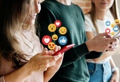 «Τα social media δεν δημιουργούν τον ναρκισσισμό, τον εκμεταλλεύονται»