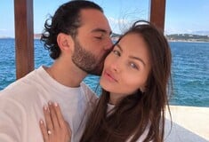 ΠΙΟ ΟΜΟΡΦΟ ΚΟΡΙΤΣΙ ΤΟΥ ΚΟΣΜΟΥ ΠΑΝΤΡΕΥΕΤΑΙ ΠΡΟΤΑΣΗ ΕΛΛΑΔΑ