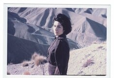 The house is black. Ένα πολυπόστ του Στάθη Τσαγκαρουσιάνου