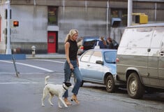 Το φάντασμα της Καρολίν Μπεσέτ-Kένεντι παραδίδει μαθήματα στιλ ακόμα