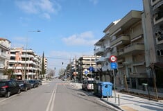 ΘΕΣΣΑΛΟΝΙΚΗ ΚΑΛΑΜΑΡΙΑ ΕΠΙΘΕΣΗ ΜΕ ΜΑΧΑΙΡΙ