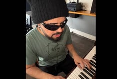 Eurovision 2026: «Θα νικήσουμε» - Ο Akylas ερμήνευσε μία διαφορετική εκτέλεση του «Ferto» και αποθεώθηκε