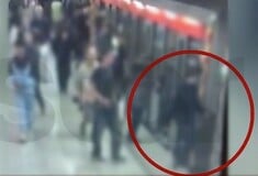 Μετρό Αθήνας: Βίντεο από επικίνδυνο challenge νεαρών - 