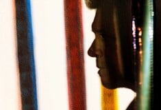 Ο Πέδρο Αλμοδόβαρ πιο γυμνός από ποτέ