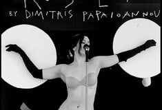 Η Rosalía ως Αφροδίτη της Μήλου, δια χειρός Δημήτρη Παπαϊωάννου