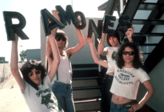 Ramones: Πενήντα χρόνια από το άλμπουμ που γέννησε το πανκ 