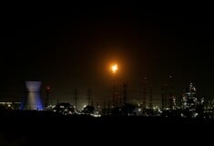 Το Ιράν έπληξε με βαλλιστικό πύραυλο διυλιστήρια στη Χάιφα