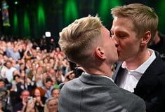 DOMINIK KRAUSE ΝΕΟΣ ΔΗΜΑΡΧΟΣ ΜΟΝΑΧΟ ΑΝΟΙΧΤΑ ΓΚΕΙ