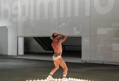 Felix Gonzalez-Torres: Οχι απλώς άλλο ένα go-go boy