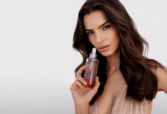 Τριχόπτωση: Η σύγχρονη προσέγγιση για δυνατά, υγιή μαλλιά με υπογραφή Kérastase