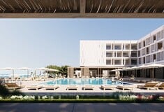 Το Tinos Beach επιστρέφει: η νέα αφορμή για καλοκαιρινές αποδράσεις στην Τήνο